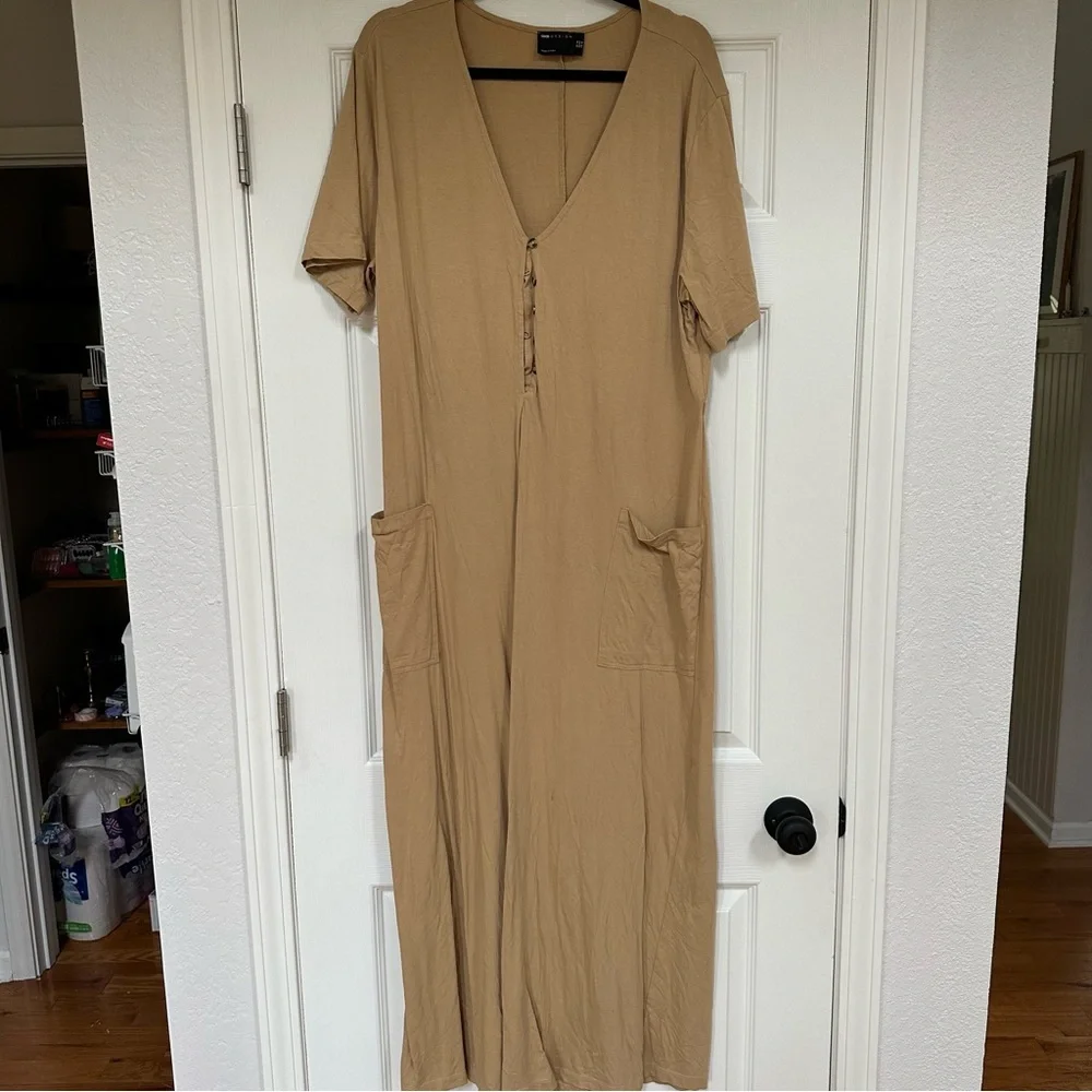 ASOS jumpsuit - Picture 2 of 4